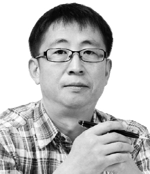 [칼럼] 물푸레나무와 식물의 푸른 색소